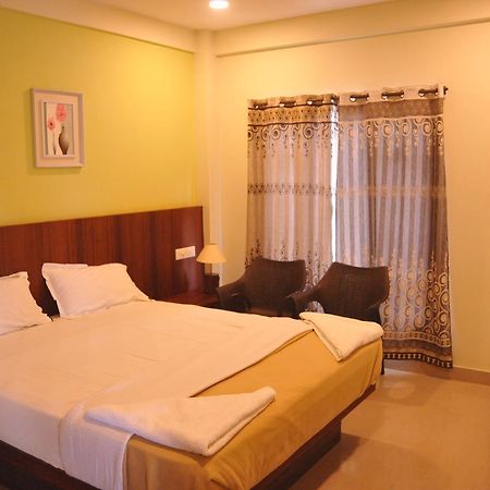 Ocean Terrace Bed and Breakfast Port Blair Exteriör bild